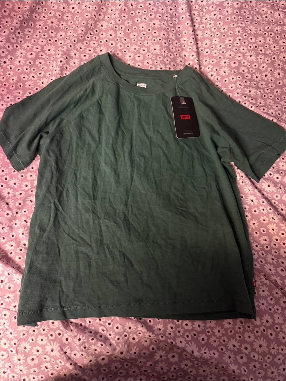 Levi's women’s  Forest Green Short-Sleeve T-Shirt